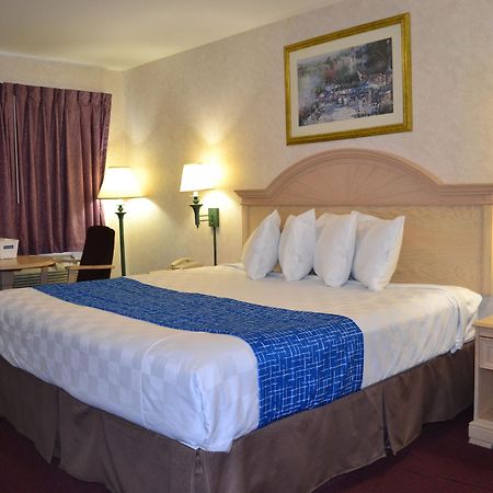 Travelodge By Wyndham Niagara Falls - New York Esterno foto