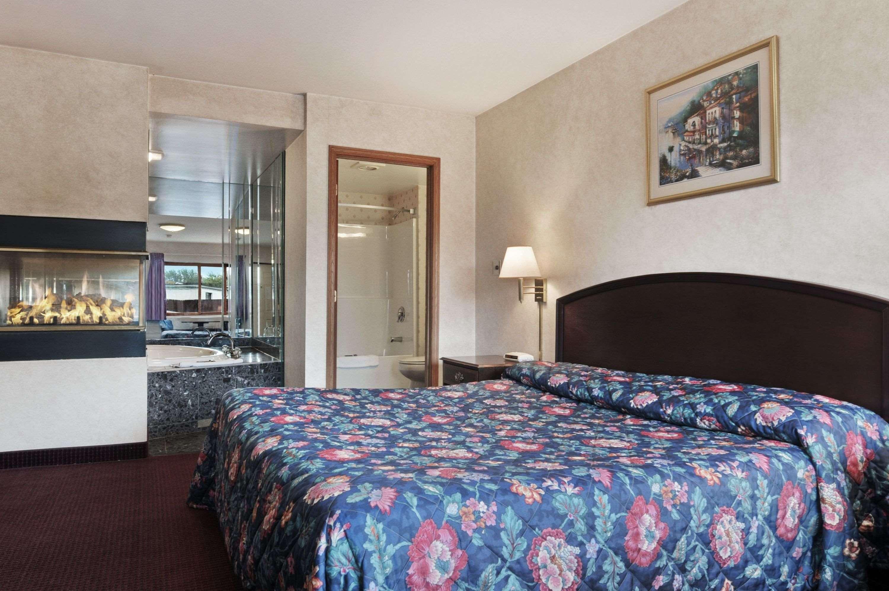 Travelodge By Wyndham Niagara Falls - New York Esterno foto