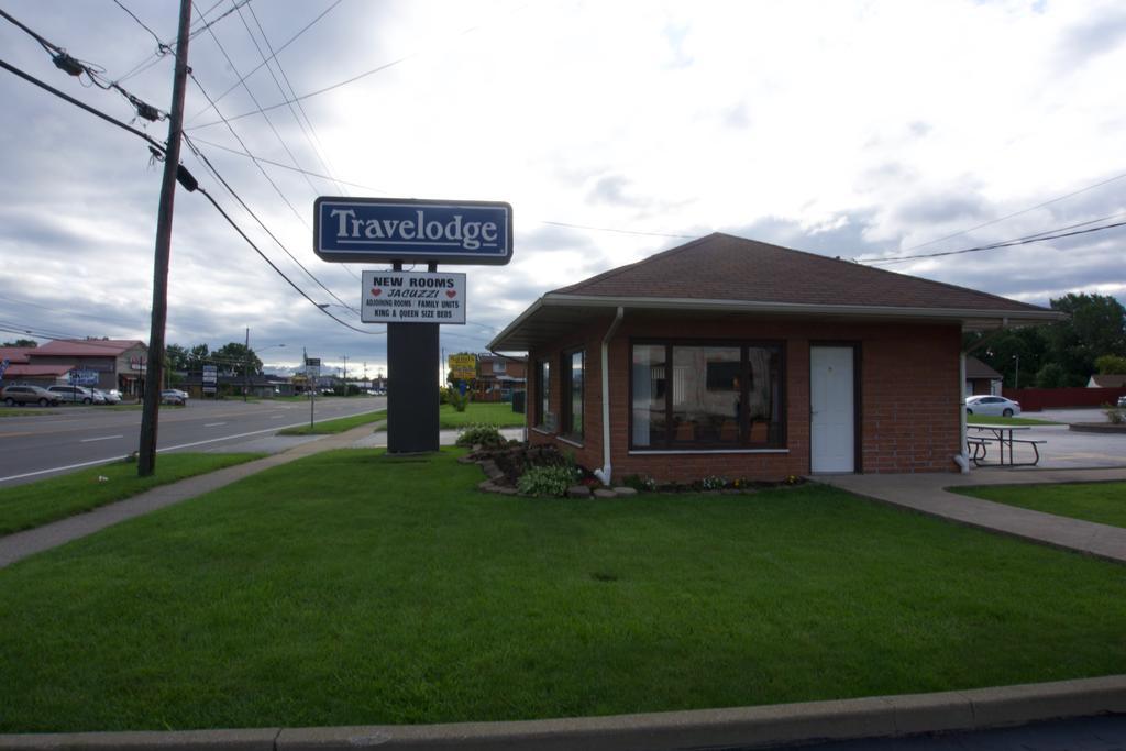 Travelodge By Wyndham Niagara Falls - New York Esterno foto