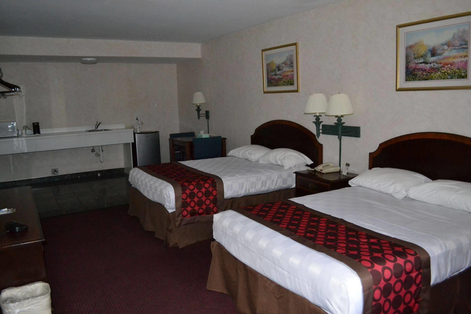 Travelodge By Wyndham Niagara Falls - New York Esterno foto